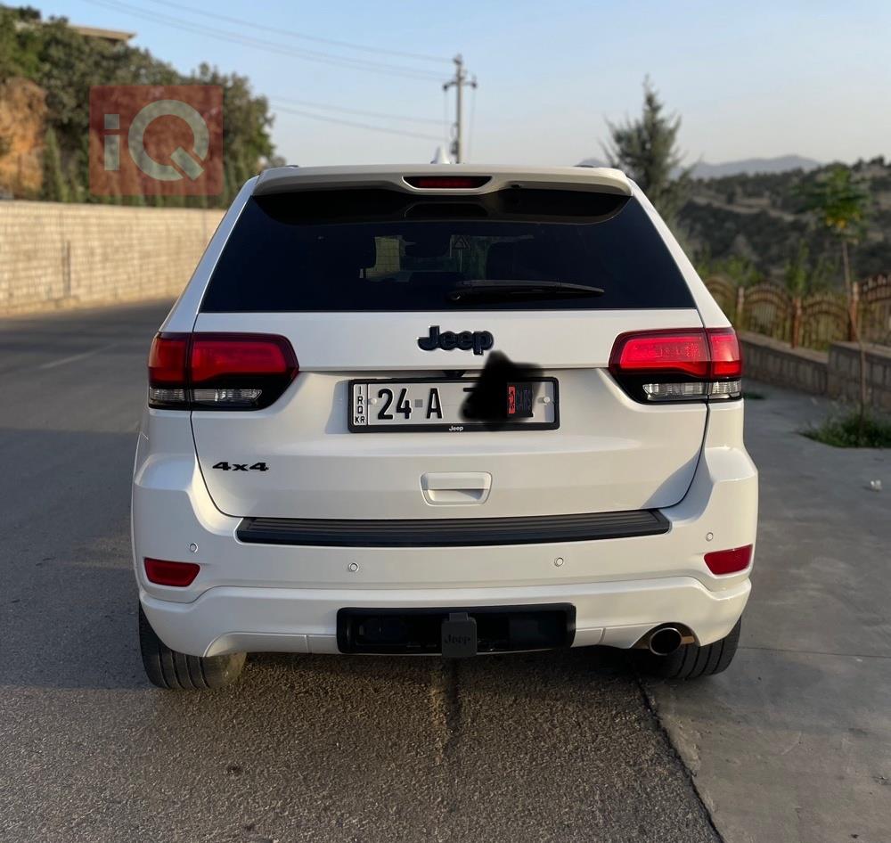 جيب جراند شيروكي